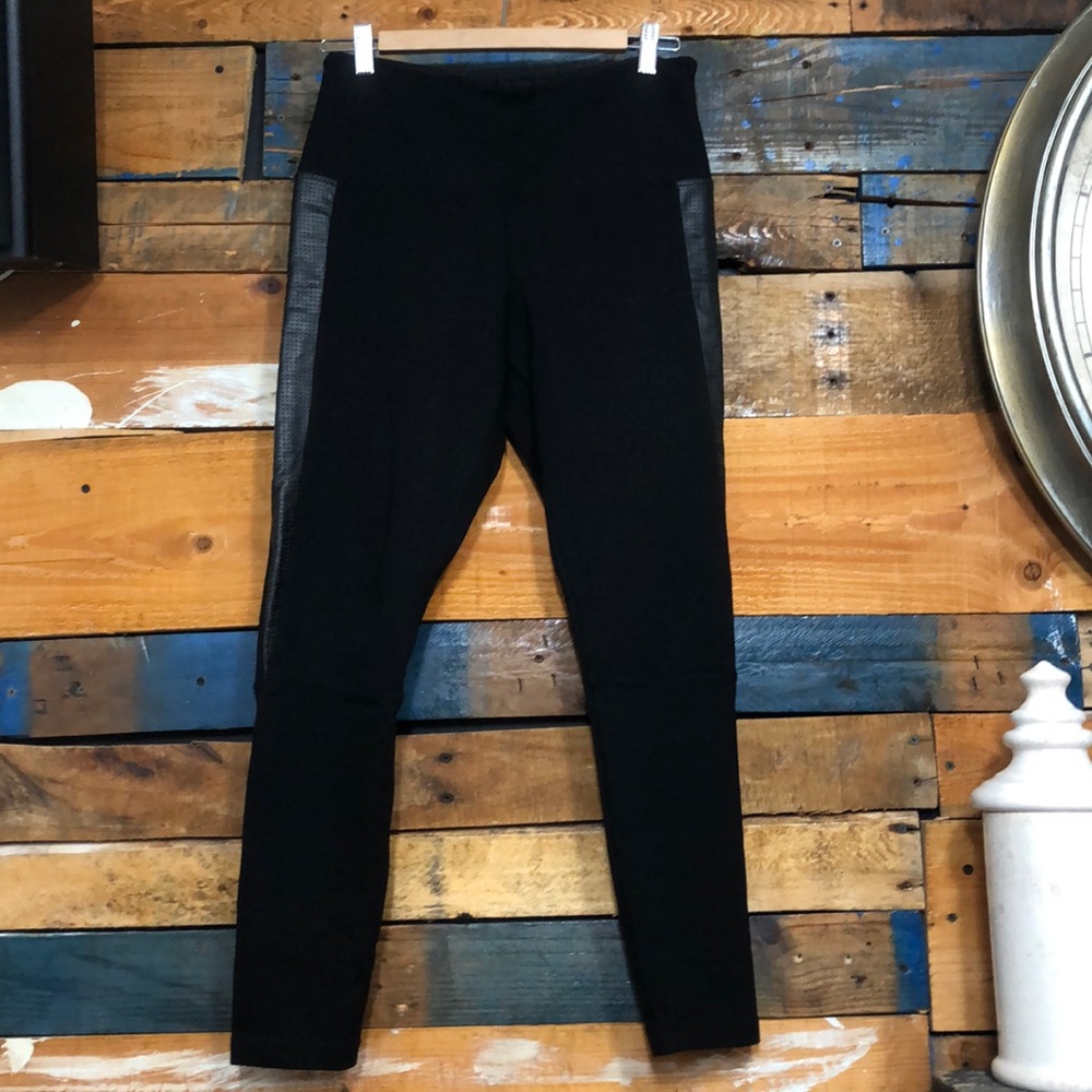Lysse faux leather panel leggins Sz M